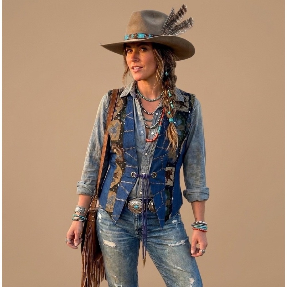 Howard Wolf Denim Tapestry Vest Womens 10 Blue Western Art to Wear Boho Quirky